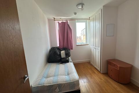 2 bedroom flat for sale, Lyon Road, Harrow