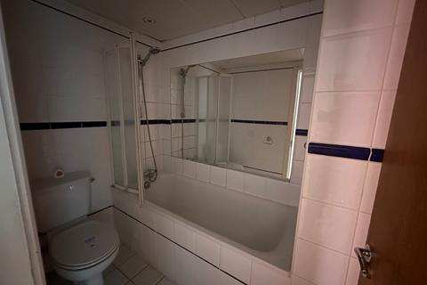 2 bedroom flat for sale, Lyon Road, Harrow