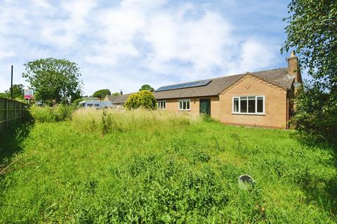 3 bedroom detached bungalow for sale, Fen Road, Keal Cotes, Spilsby