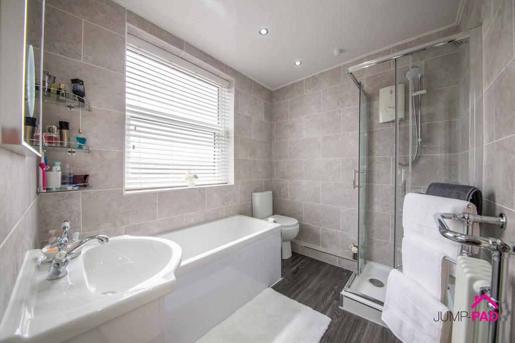 Family bathroom