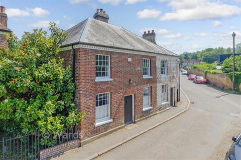 Waterfall Cottages, Sevenoaks TN14