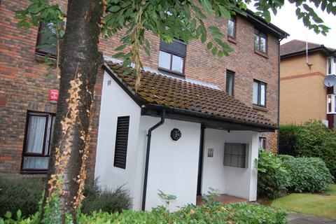 1 bedroom flat to rent, Talman Grove, Stanmore HA7