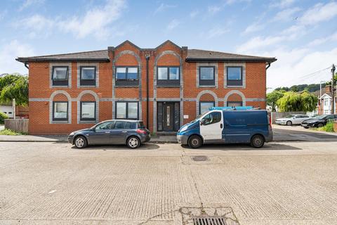 1 bedroom flat for sale, Desborough Park Road, Chelsea Court Desborough Park Road, HP12