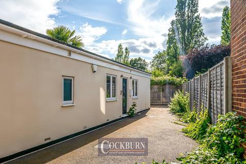 Green Lane, New Eltham, SE9 2AP