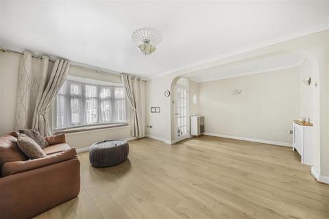 undefined, Drysdale Avenue, Chingford