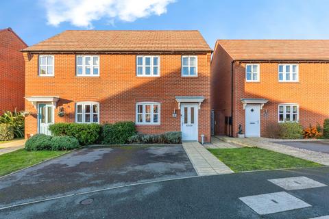 3 bedroom semi-detached house for sale, Charters Drive, Middlebeck, Newark