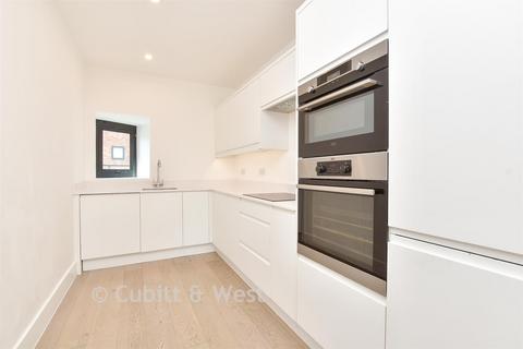 2 bedroom apartment for sale, Evergreen House, Caterham CR3
