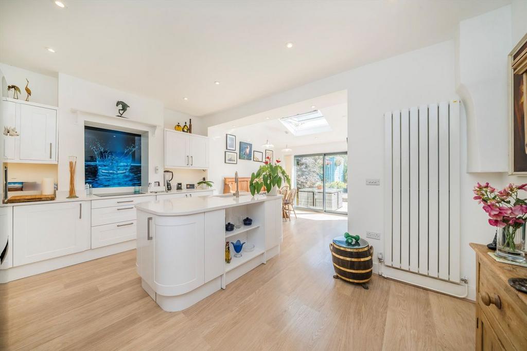 Open-plan living area, open plan living