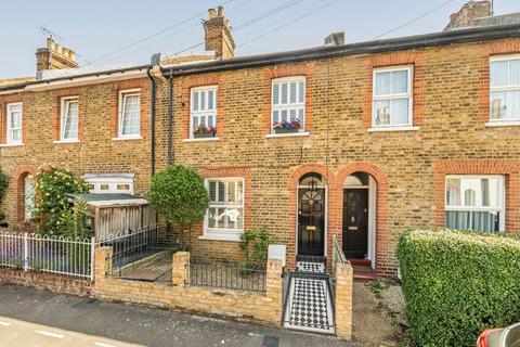 2 bedroom terraced house for sale, King Charles Crescent, Surbiton KT5