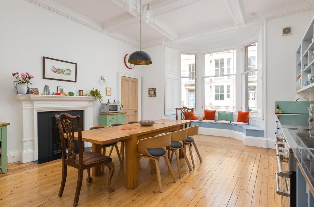 House in Edinburgh, West Coates, West End - View 3