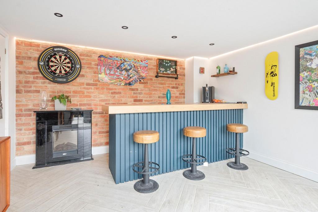 Games room, fireplace