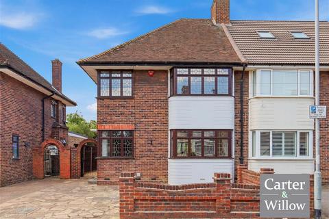 3 bedroom semi-detached house for sale, Wykeham Avenue, Dagenham, Essex