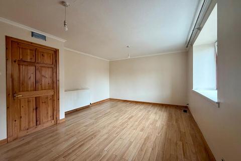2 bedroom flat to rent, George Street, Coupar Angus, Blairgowrie