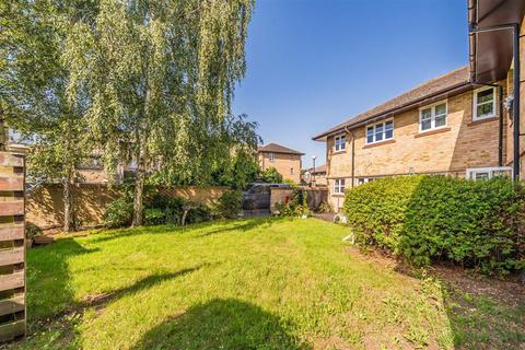 2 bedroom flat for sale, Walpole Place, Teddington TW11