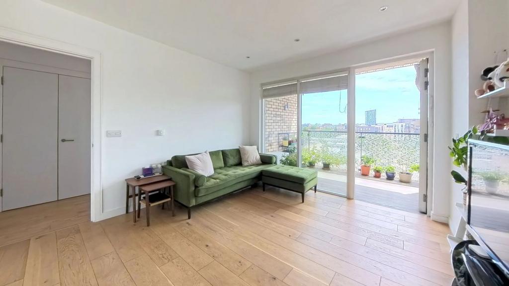 1 bedroom flat for sale