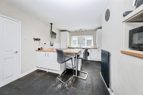 3 bedroom detached bungalow for sale, Upper Paradise, Kings Sutton, Banbury