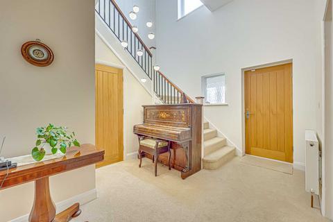 5 bedroom detached house for sale, Southend-on-sea SS3