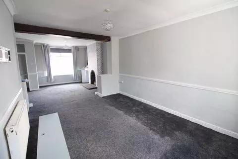 2 bedroom terraced house to rent – pohled 3