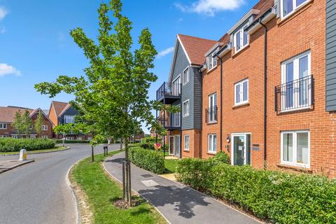 2 bedroom apartment for sale, Hoppers Brook, Calvert Link, Faygate, West Sussex RH12 0DS