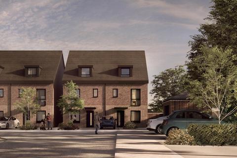 4 bedroom semi-detached house for sale, The Holmesdale at The Comptons, Copse Avenue RM3
