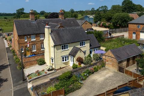 2 bedroom detached house for sale, Main Street, Rugby CV23