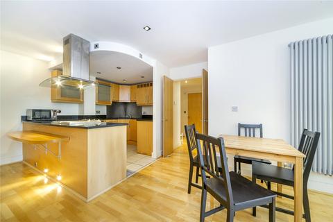 2 bedroom flat to rent, Millharbour, London