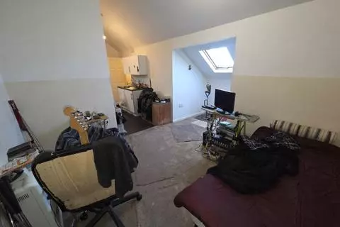 1 bedroom apartment for sale - View 2