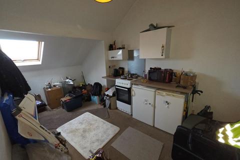 1 bedroom apartment for sale, Flat 6, 437 Cannock Road, Hednesford, Cannock, Staffordshire, WS12 4AE