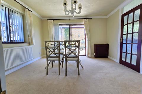 3 bedroom bungalow for sale, Ogden Close, Helmshore, Rossendale, BB4
