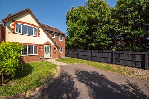 4 bedroom detached house for sale, Chatfield Way, West Malling ME19