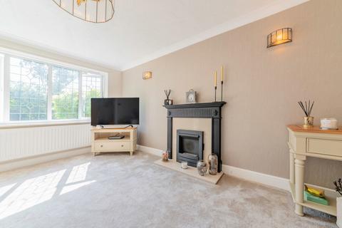 4 bedroom detached house for sale, Chatfield Way, West Malling ME19