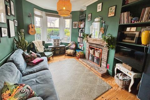 3 bedroom terraced house for sale, Moorland Road, Splott, Cardiff