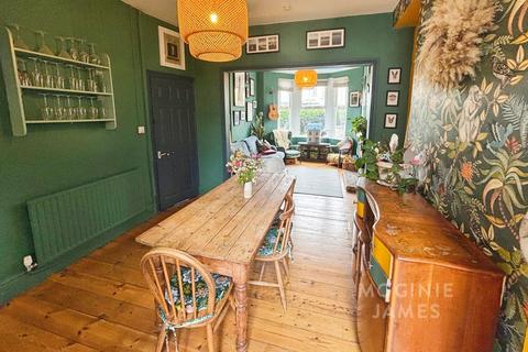 3 bedroom terraced house for sale, Moorland Road, Splott, Cardiff