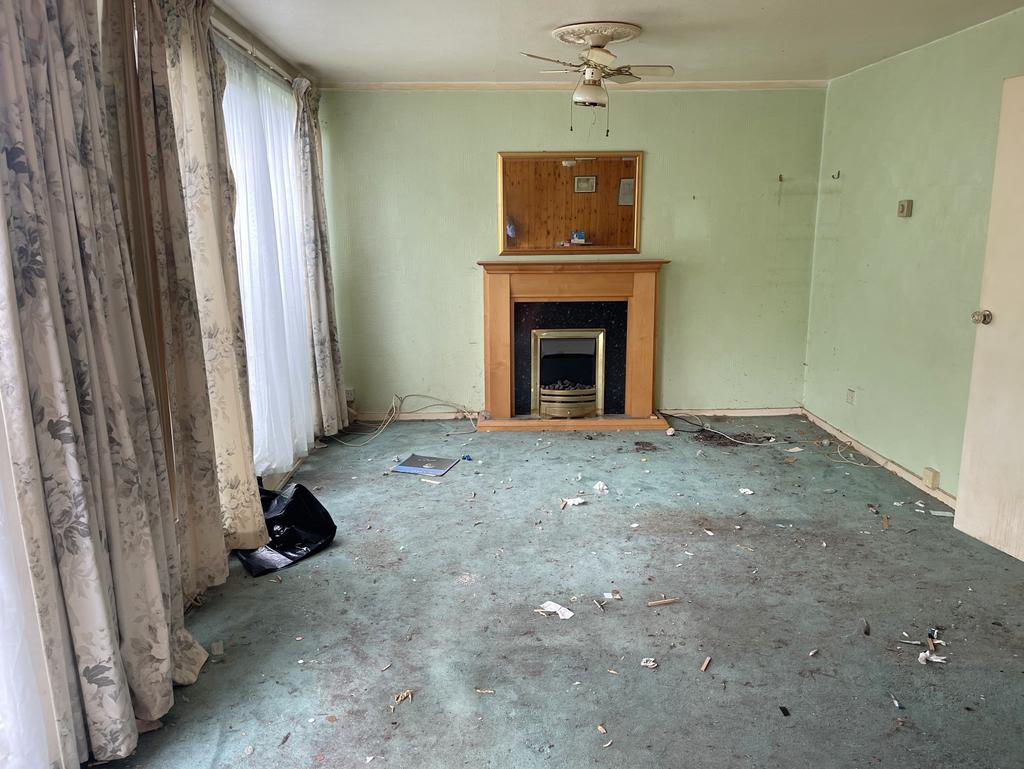House in Southampton, Hollybrook - View 2