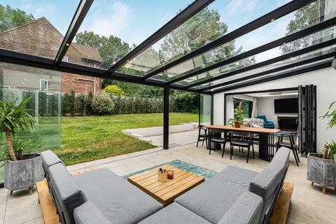 5 bedroom detached house for sale, Giffards Meadow, Farnham, GU9