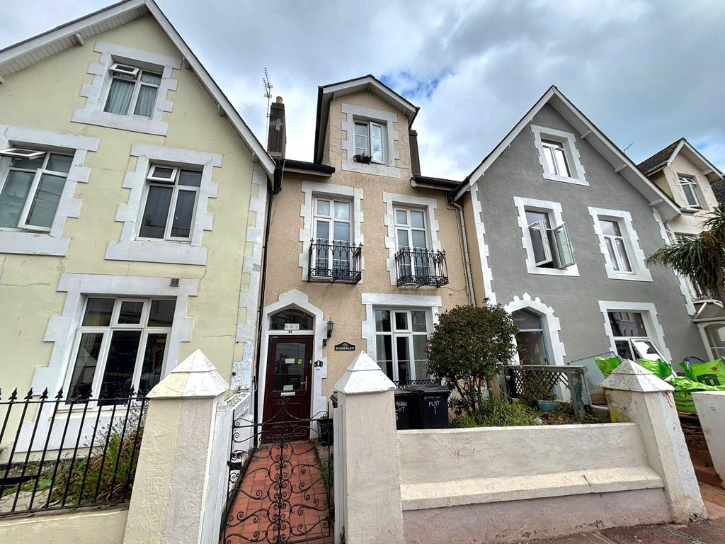 2 bedroom flat to rent