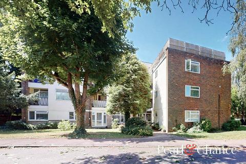 undefined, Dunraven Drive, Enfield, EN2