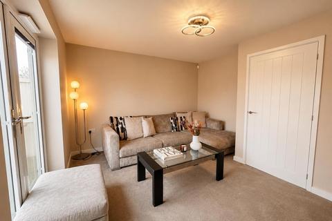 2 bedroom end of terrace house for sale, Shears Drive, Brighouse HD6