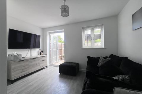 2 bedroom house for sale, Kempton Drive, Towcester