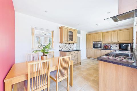 3 bedroom semi-detached bungalow for sale, Level walk to Clevedon Town Centre