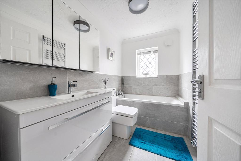 Main Bathroom