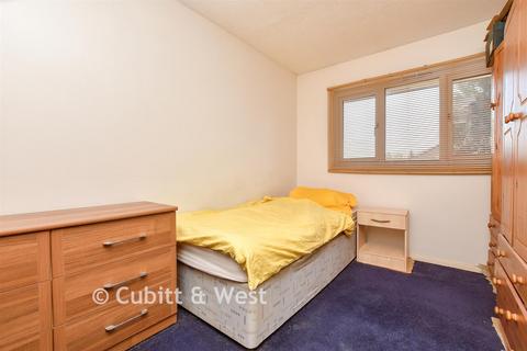 2 bedroom flat for sale, Adams Way, Croydon CR0