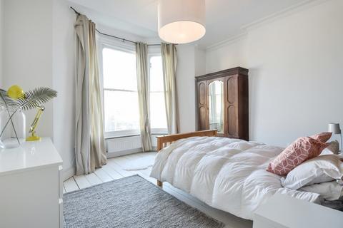 1 bedroom flat to rent, Queens Road, New Cross, London, SE14