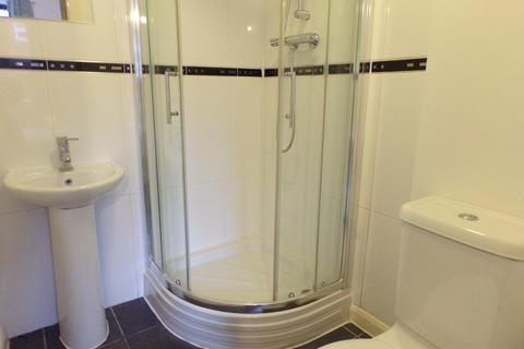 2 bedroom flat to rent, Avenham Road, Preston, PR1