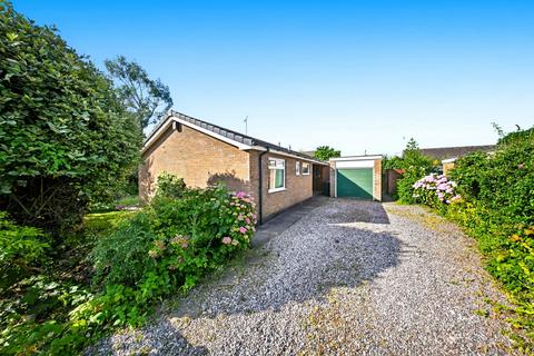 3 bedroom bungalow for sale, Park Lane, Hartford, CW8