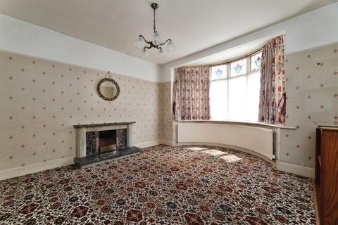 3 bedroom semi-detached house for sale, Beccles Drive, Barking