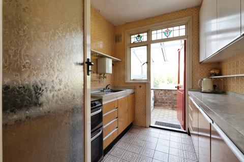 3 bedroom semi-detached house for sale, Beccles Drive, Barking