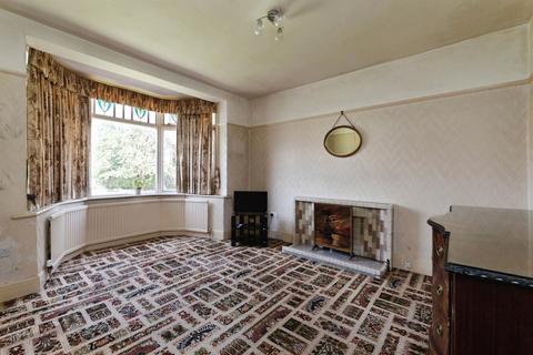 3 bedroom semi-detached house for sale, Beccles Drive, Barking