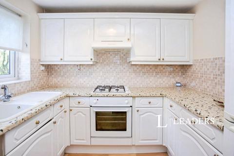 2 bedroom terraced house for sale, Harewood Close, Eastleigh, Hampshire