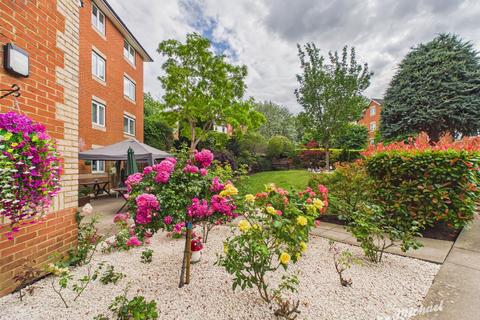 1 bedroom flat for sale, Sycamore Court, Willow Road, Aylesbury